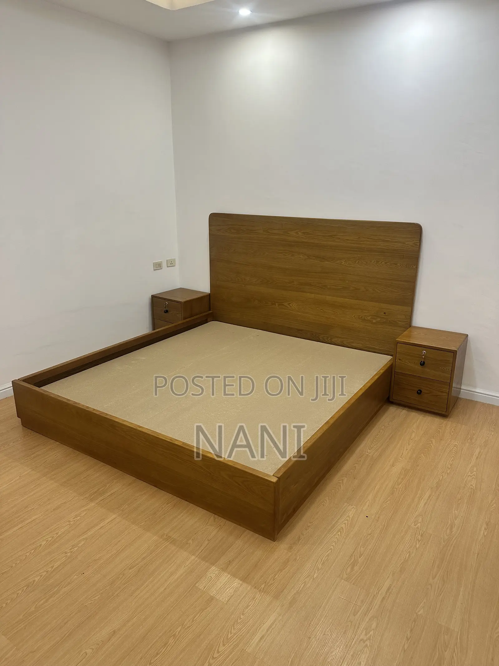 Elegant Modern Wooden BED