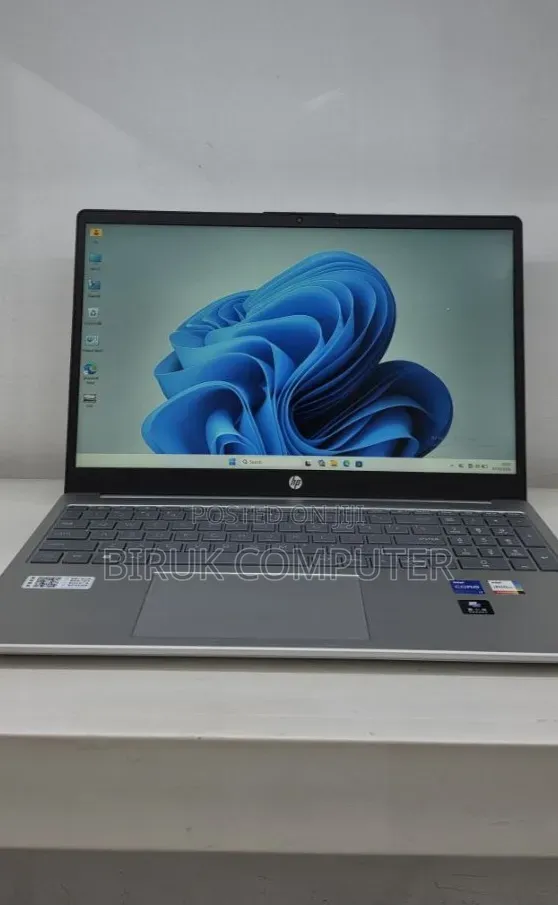 New Laptop HP Stream Notebook 16GB Intel Core i7 SSD 1T