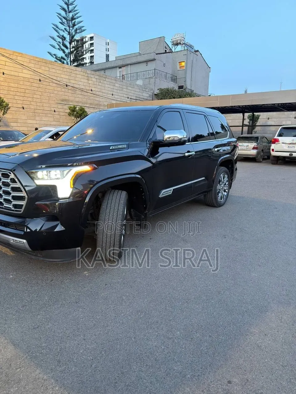 Toyota Sequoia Capstone 4WD 2024 Gray