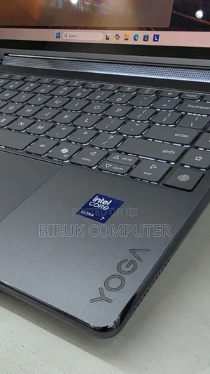 New Laptop Lenovo Yoga 9 16GB Intel Core Ultra 7 SSD 512GB