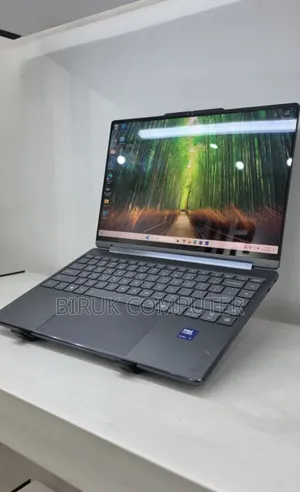 New Laptop Lenovo Yoga 9 16GB Intel Core Ultra 7 SSD 512GB