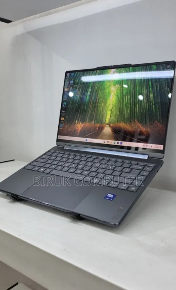 New Laptop Lenovo Yoga 9 16GB Intel Core Ultra 7 SSD 512GB