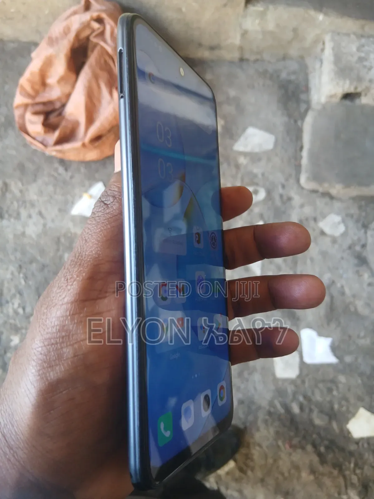 Infinix Hot 12 play 64 GB Black