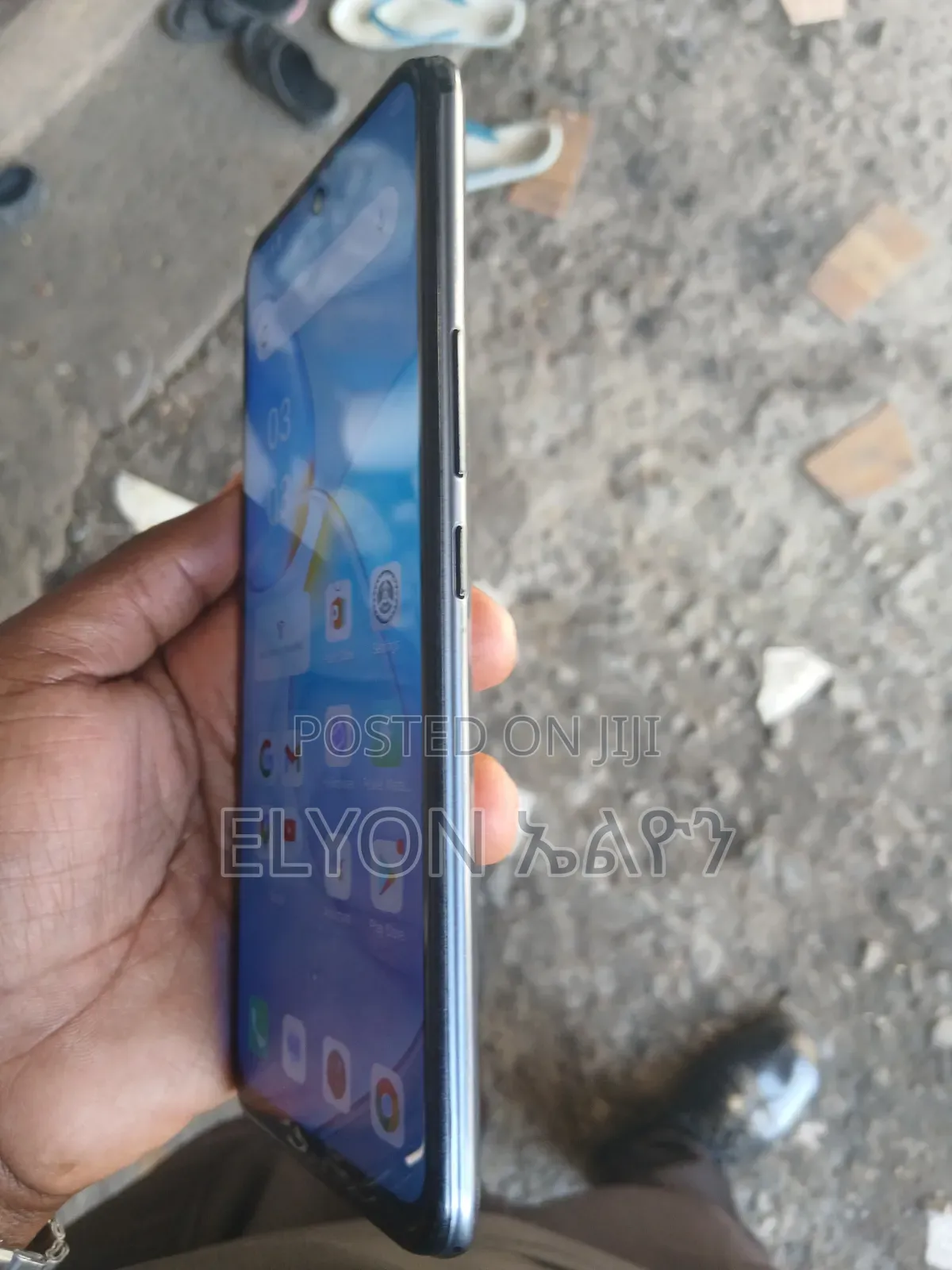 Infinix Hot 12 play 64 GB Black