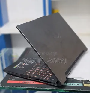 New Laptop Lenovo A10 16GB Intel Core i7 SSD 6T