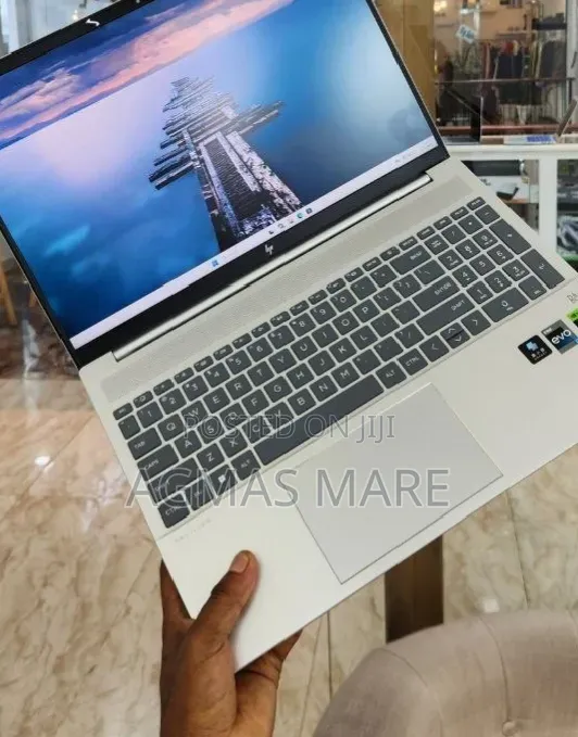 New Laptop HP Pavilion 15 16GB Intel Core i7 SSD 1T