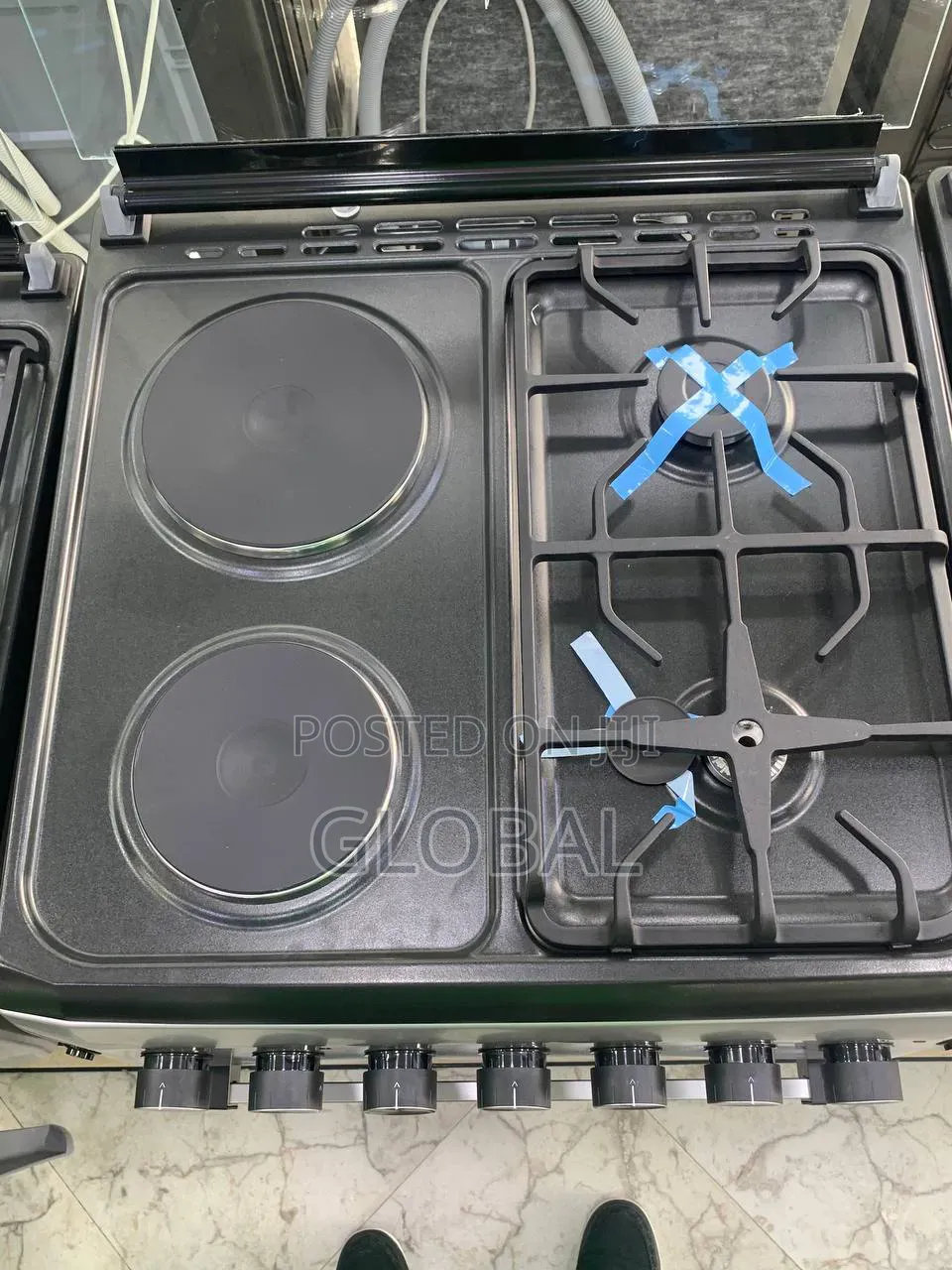 Apple Free-Standing Oven