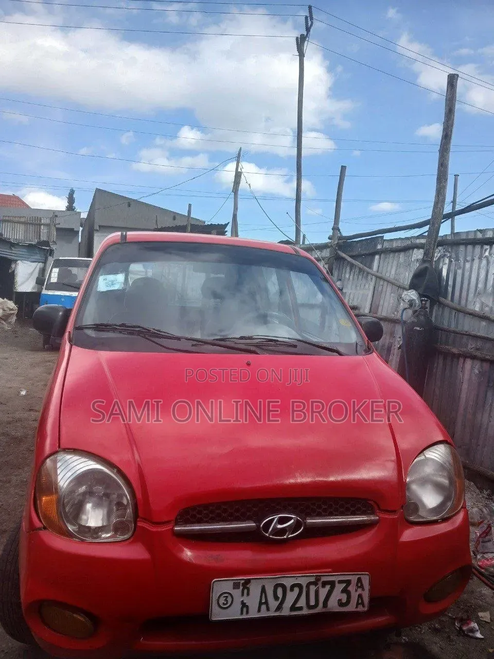 Hyundai Verna 2000 Red