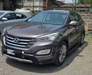 Hyundai Santa Fe 2013 Brown