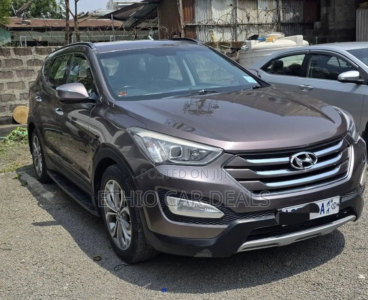 Hyundai Santa Fe 2013 Brown