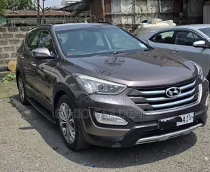 Hyundai Santa Fe 2013 Brown