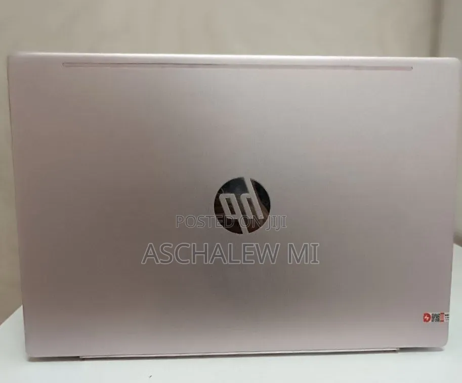 New Laptop HP Pavilion 14 8GB Intel Core i5 SSD 512GB