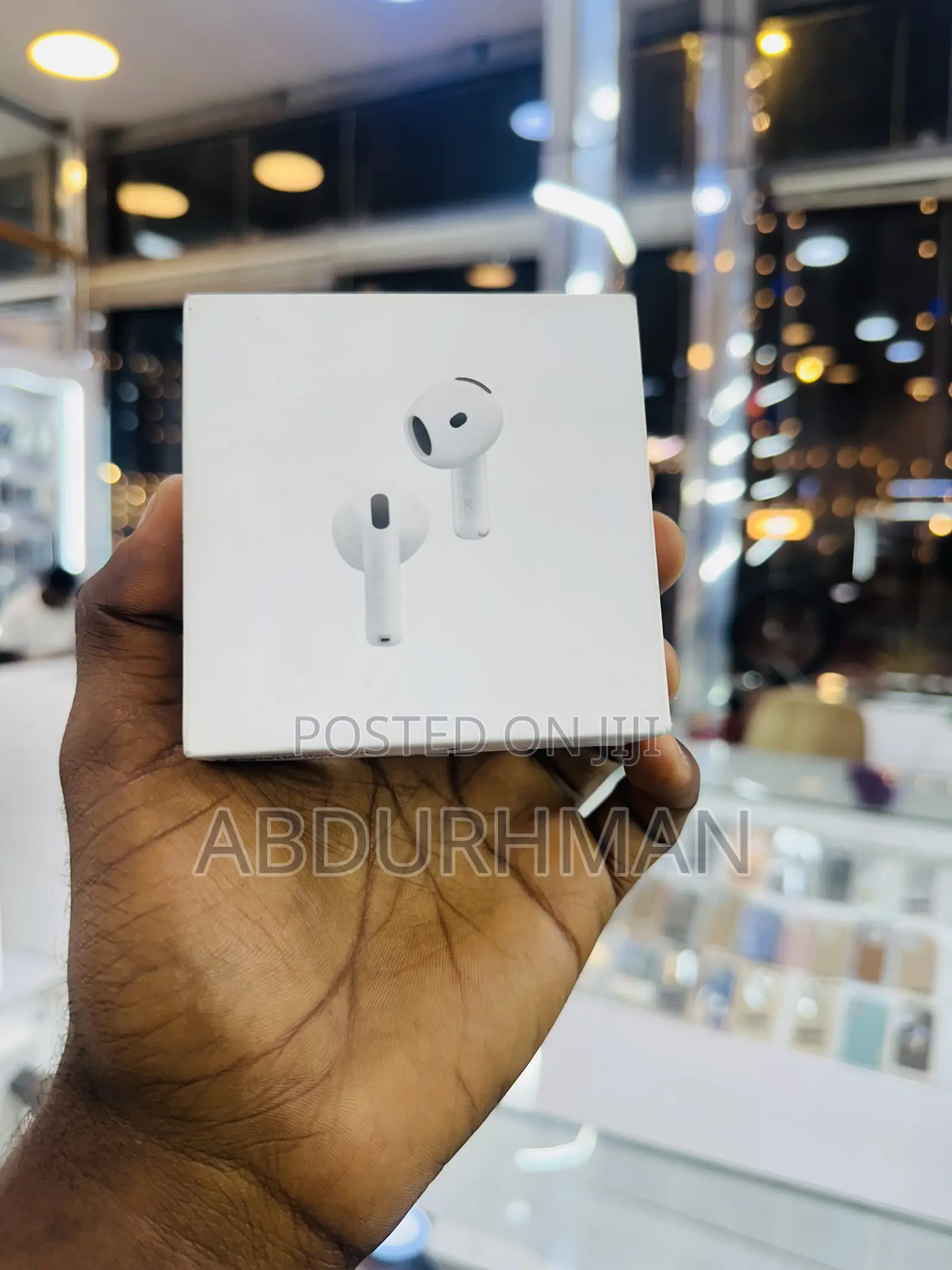 Air Pods 4 Active Noise Cancellation