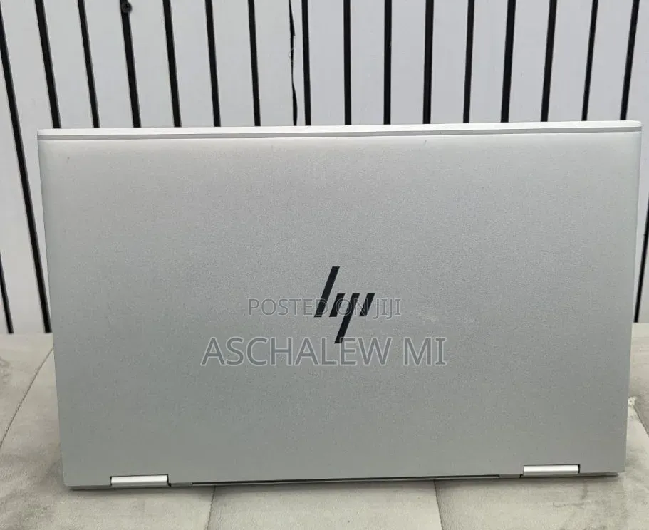 New Laptop HP EliteBook 1040 G8 16GB Intel Core i7 SSD 512GB