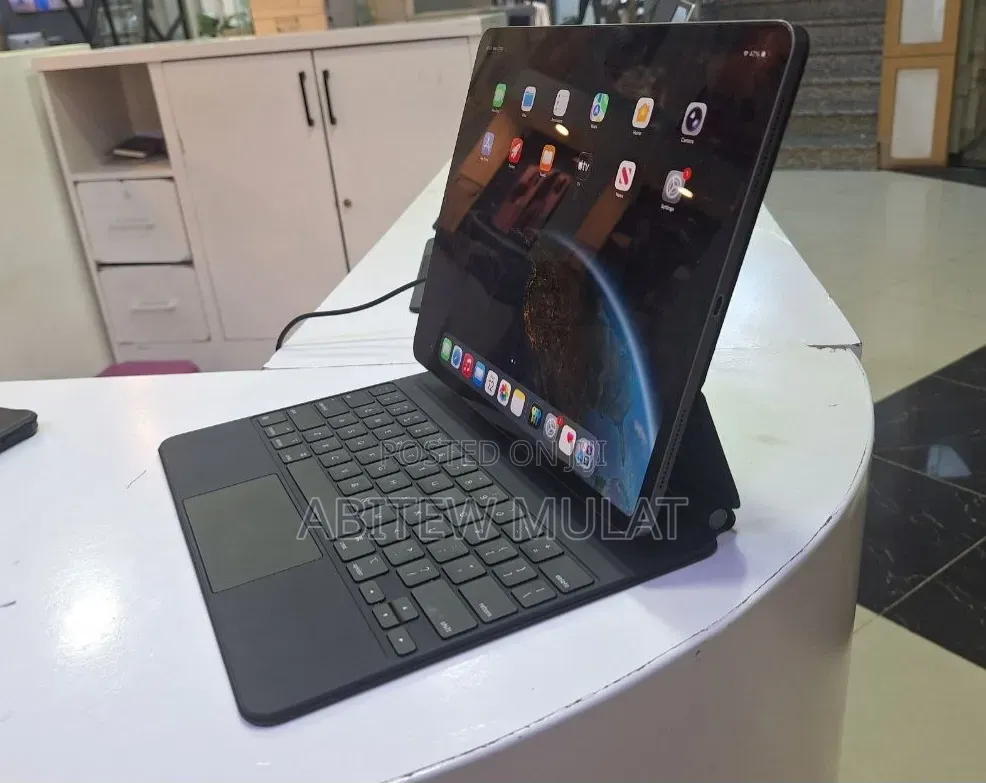 New Apple iPad Pro 12.9 (2018) 256 GB