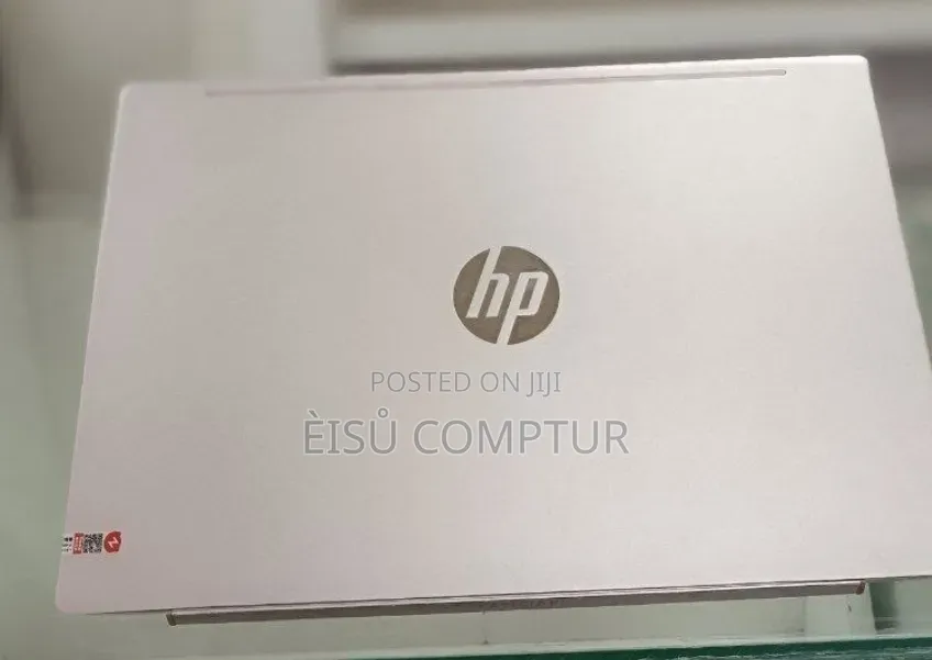 New Laptop HP Pavilion 14 8GB Intel Core i5 SSD 512GB