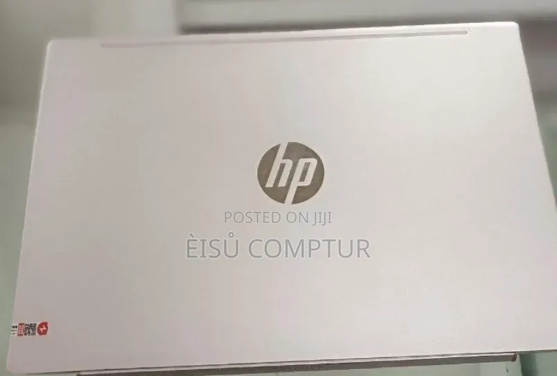 New Laptop HP Pavilion 14 8GB Intel Core i5 SSD 512GB