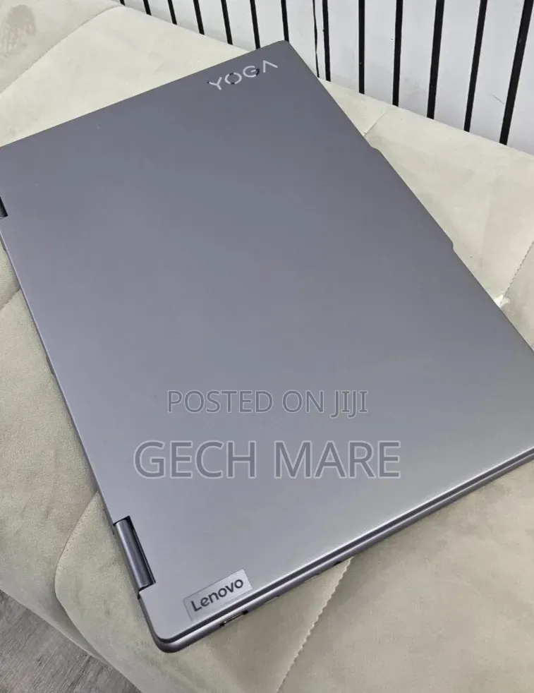 New Laptop Lenovo Yoga 7i 16GB AMD Ryzen 7 SSD 512GB