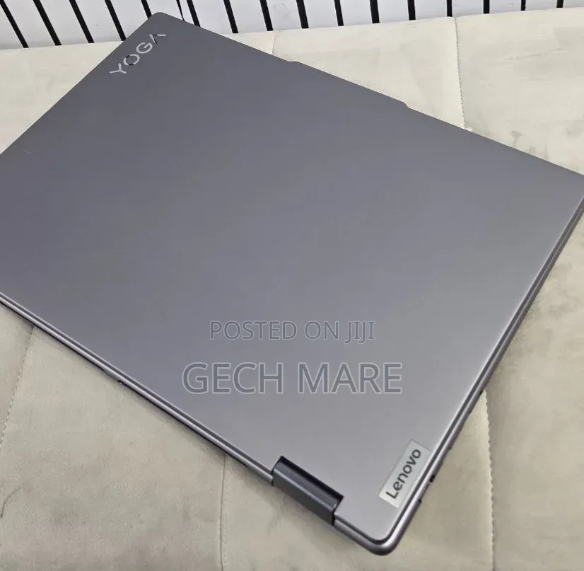 New Laptop Lenovo Yoga 7i 16GB AMD Ryzen 7 SSD 512GB