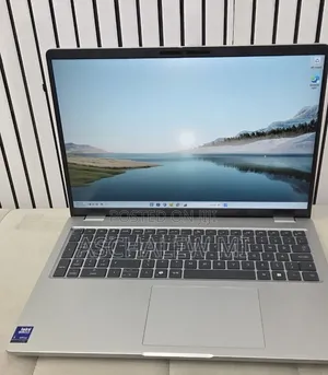New Laptop Dell Pro 16 16GB Intel Core Ultra 7 SSD 512GB