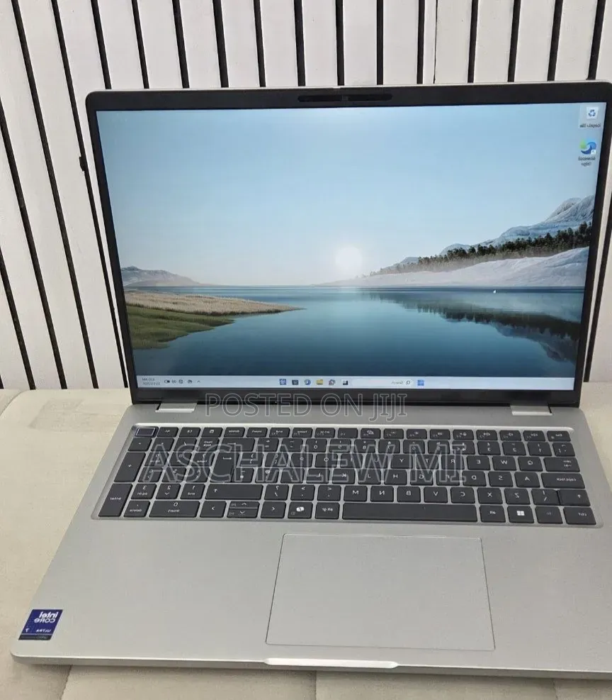 New Laptop Dell Pro 16 16GB Intel Core Ultra 7 SSD 512GB