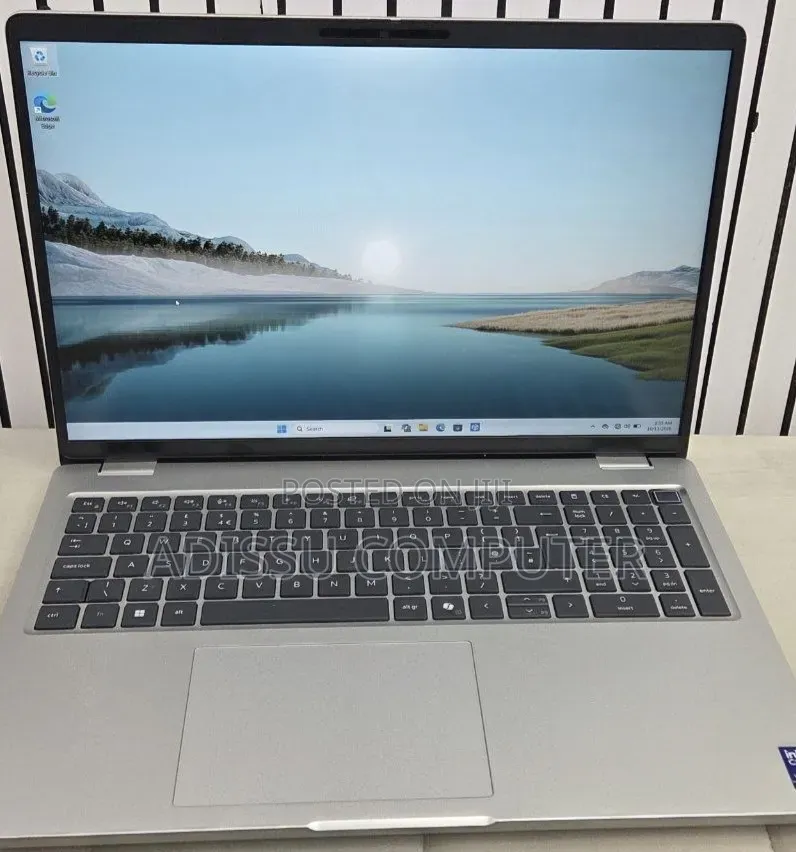 New Laptop Dell Pro 16 16GB Intel Core Ultra 7 SSD 512GB