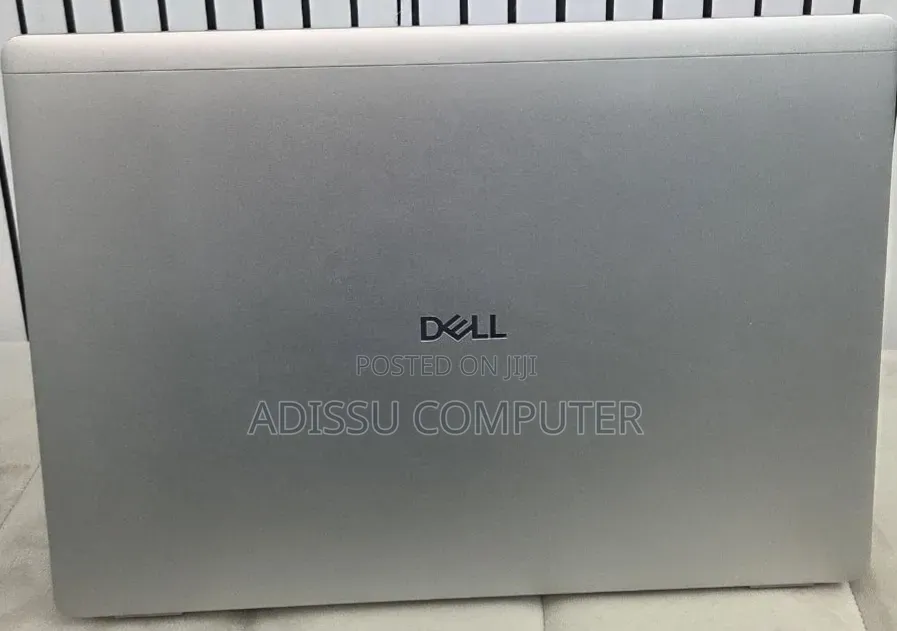 New Laptop Dell Pro 16 16GB Intel Core Ultra 7 SSD 512GB