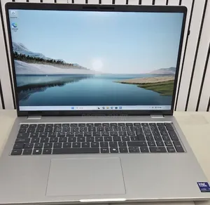 New Laptop Dell Pro 16 16GB Intel Core Ultra 7 SSD 512GB