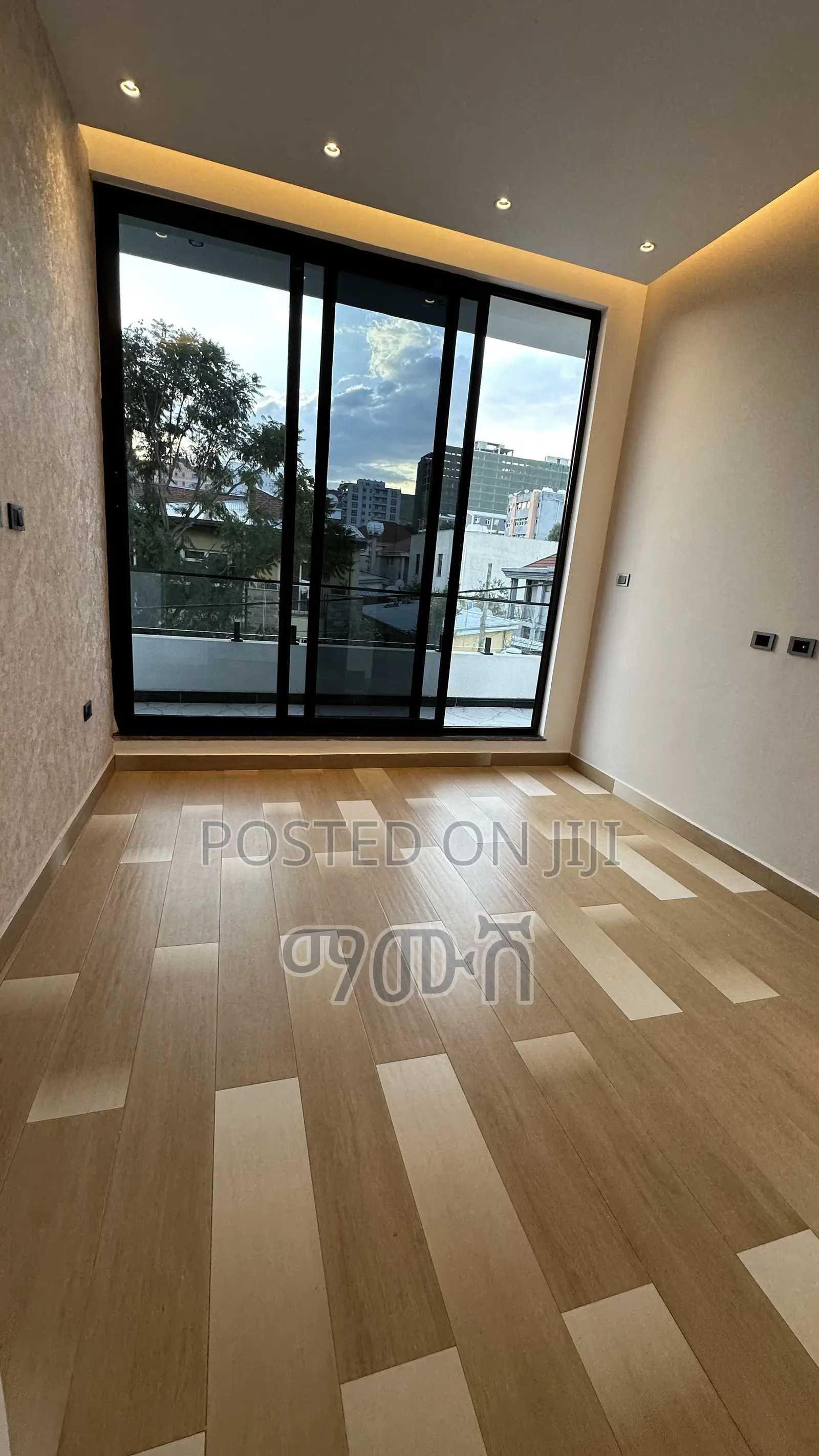 Furnished 7bdrm House in አያት ኮምፓውንደ, Bole for sale