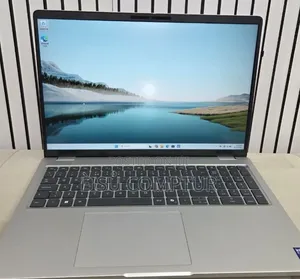 New Laptop Dell Pro Plus 16 16GB Intel Core Ultra 7 SSD 512GB