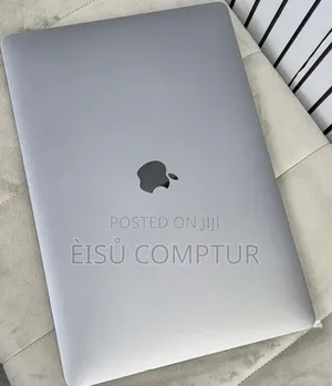 New Laptop Apple MacBook Pro 2019 16GB Intel Core i9 SSD 512GB