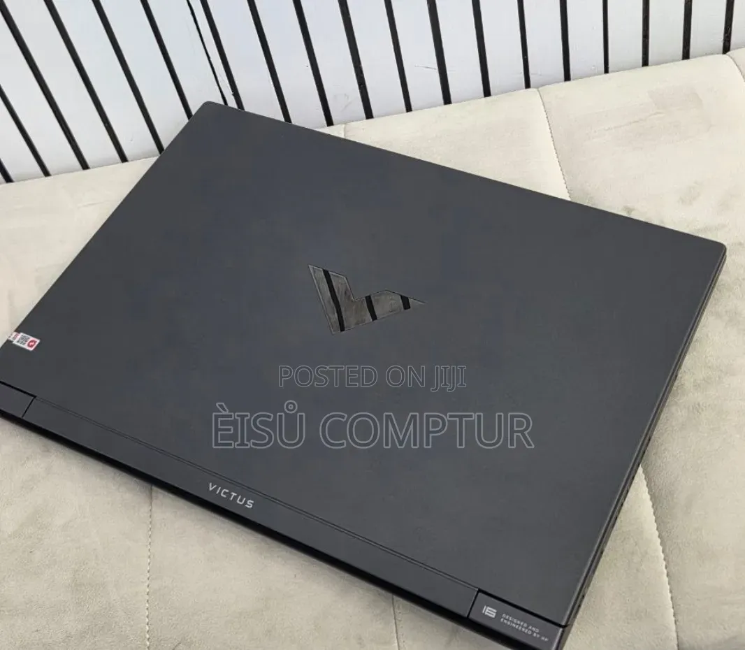 New Laptop HP Victus 15 16GB Intel Core i7 SSD 512GB