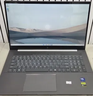 New Laptop HP Envy 17 16GB Intel Core Ultra 7 SSD 512GB