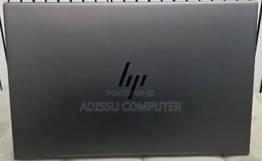 New Laptop HP Envy 17 16GB Intel Core Ultra 7 SSD 512GB