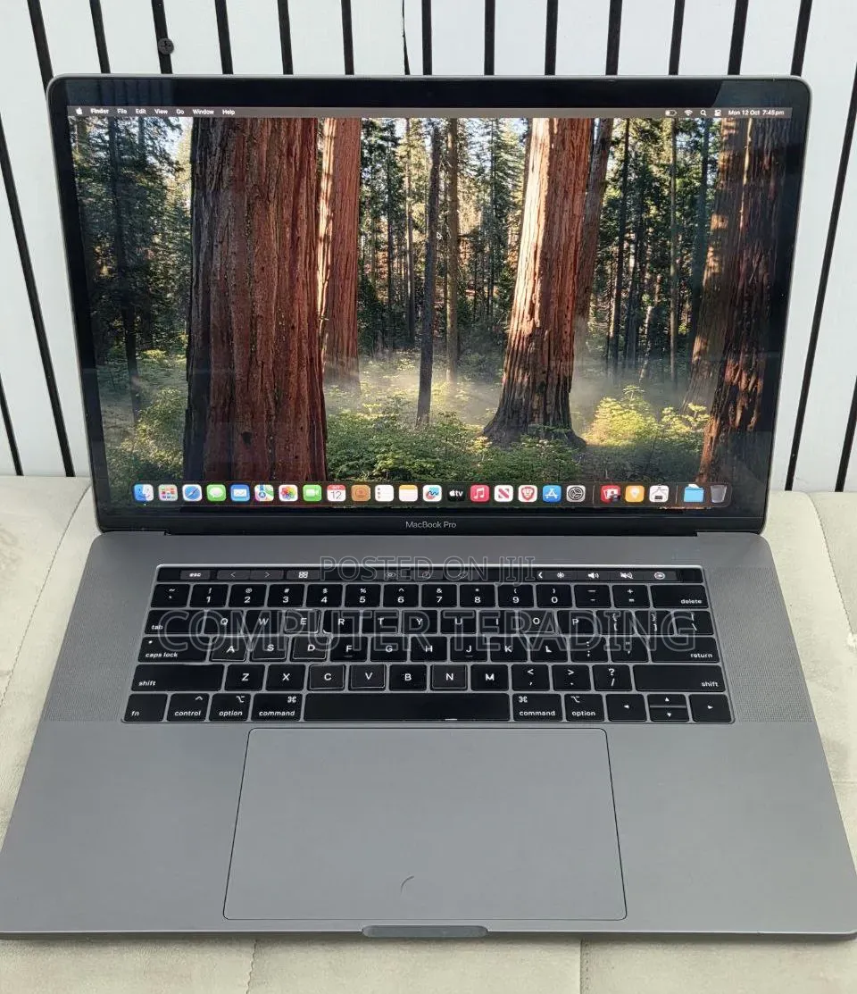 New Laptop Apple MacBook Pro 2019 16GB Intel Core i9 SSD 512GB