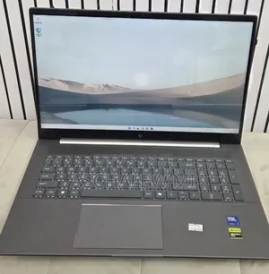 New Laptop HP Envy 17 16GB Intel Core Ultra 7 SSD 512GB
