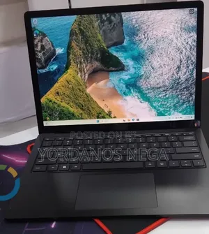New Laptop Microsoft Surface Laptop 5 16GB Intel Core i7 SSD 256GB