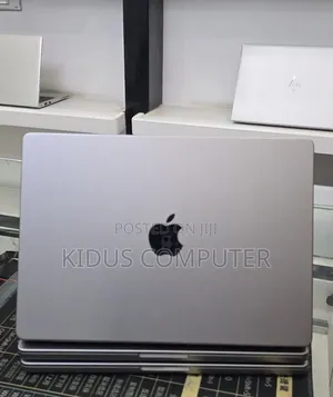New Laptop Apple MacBook Pro 2020 M1 32GB Apple M1 SSD 512GB