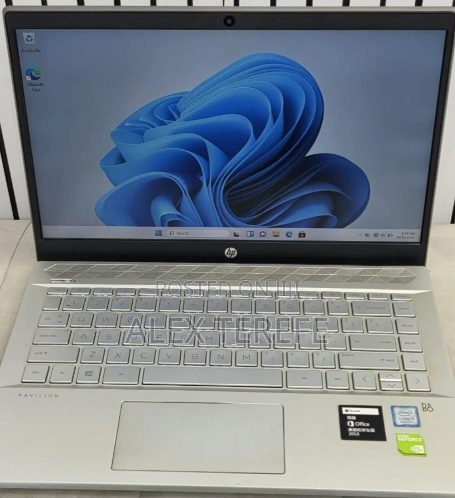 New Laptop HP Pavilion 15 8GB Intel Core i7 HDD 1T