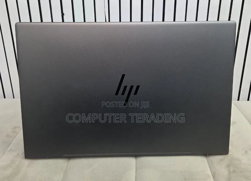 New Laptop HP Envy 17 16GB Intel Core Ultra 7 SSD 512GB