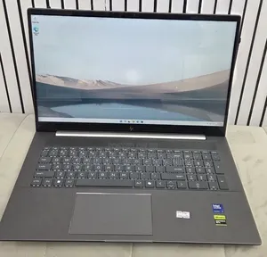 New Laptop HP Envy 17 16GB Intel Core Ultra 7 SSD 512GB