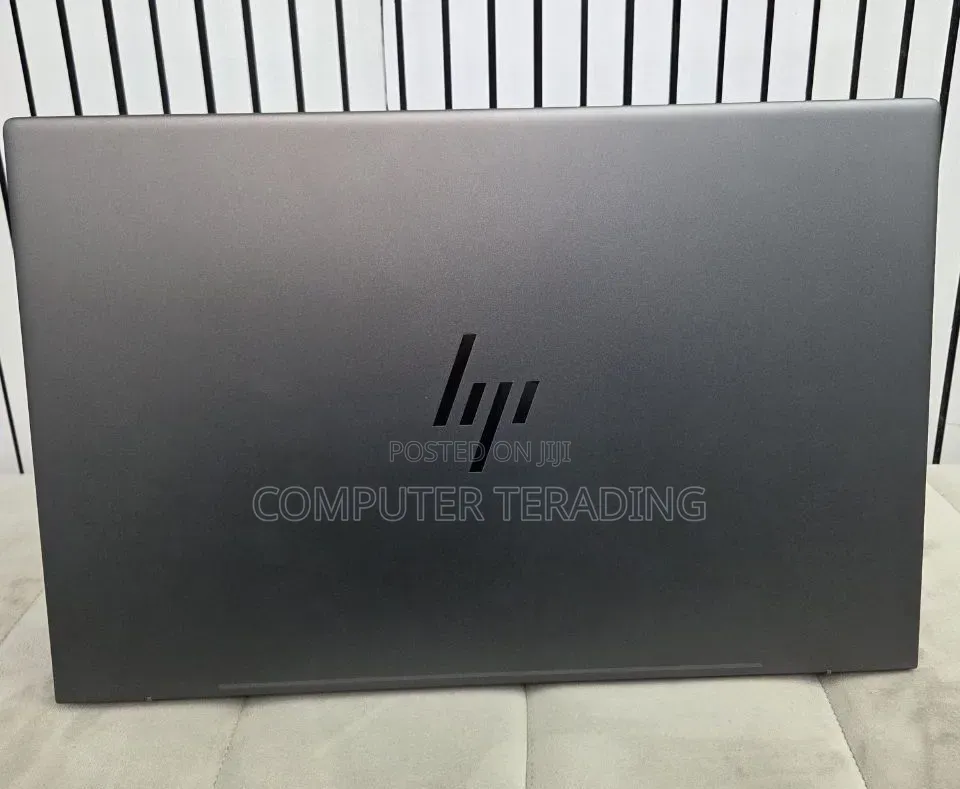 New Laptop HP Envy 17 16GB Intel Core Ultra 7 SSD 512GB