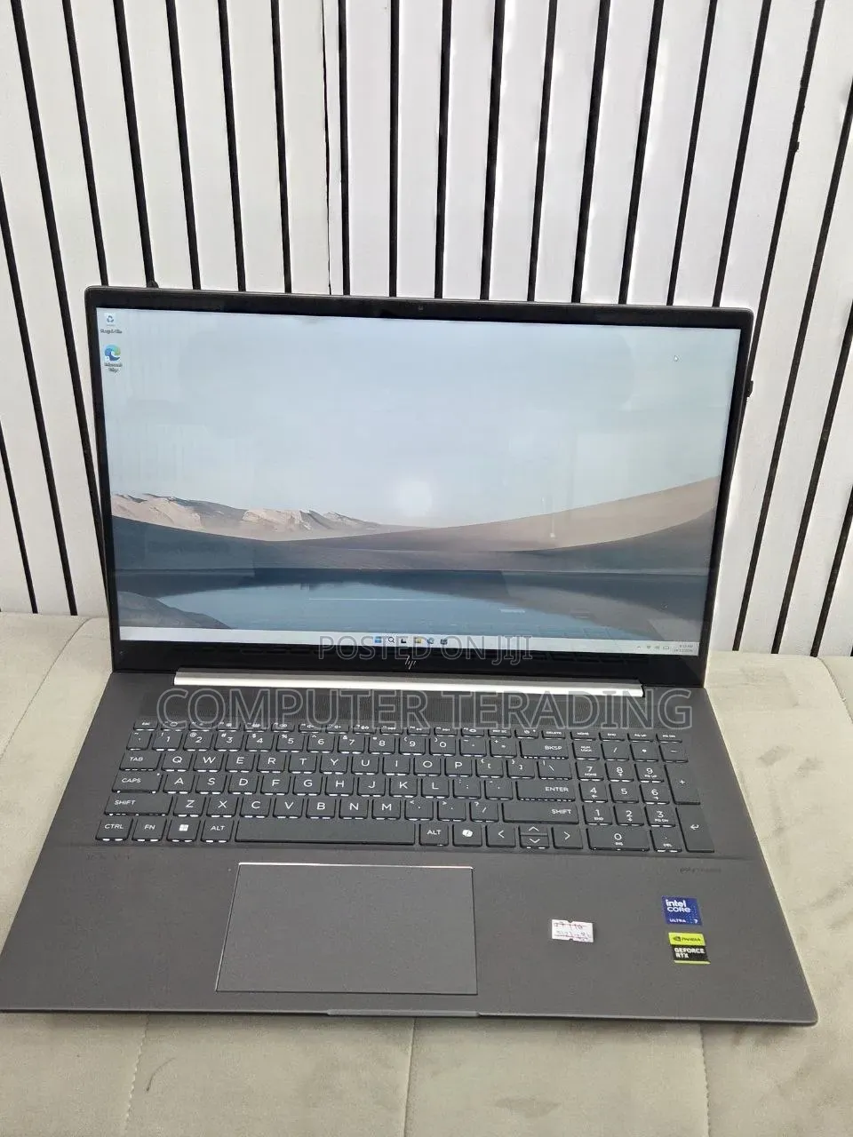New Laptop HP Envy 17 16GB Intel Core Ultra 7 SSD 512GB