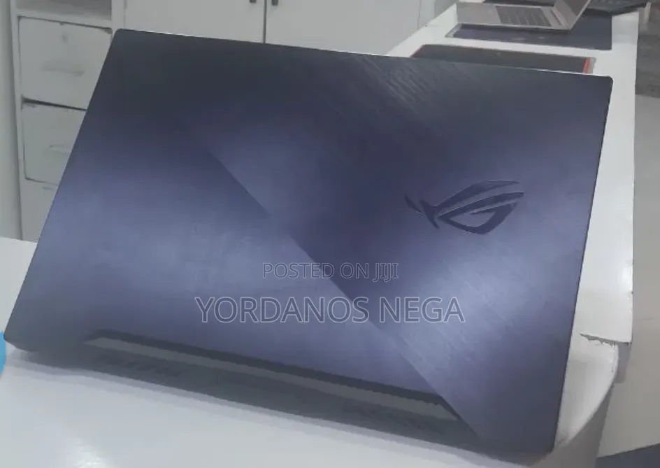 New Laptop Asus ROG Zephyrus G15 16GB AMD Ryzen 7 SSD 512GB