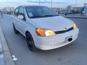Toyota Platz 1.0 FWD 2001 White