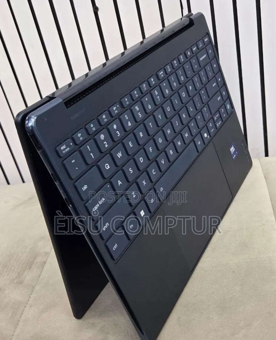 New Laptop Lenovo Yoga 9i 32GB Intel Core Ultra 7 SSD 1T
