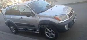 Toyota RAV4 Base FWD 2001 Silver