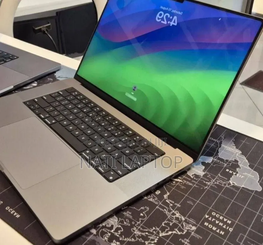 New Laptop Apple MacBook Pro 2021 M1 32GB Apple M1 Pro SSD 512GB