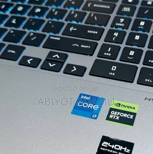 New Laptop Lenovo Yoga Slim 7 16GB Intel Core Ultra 7 SSD 16 GB