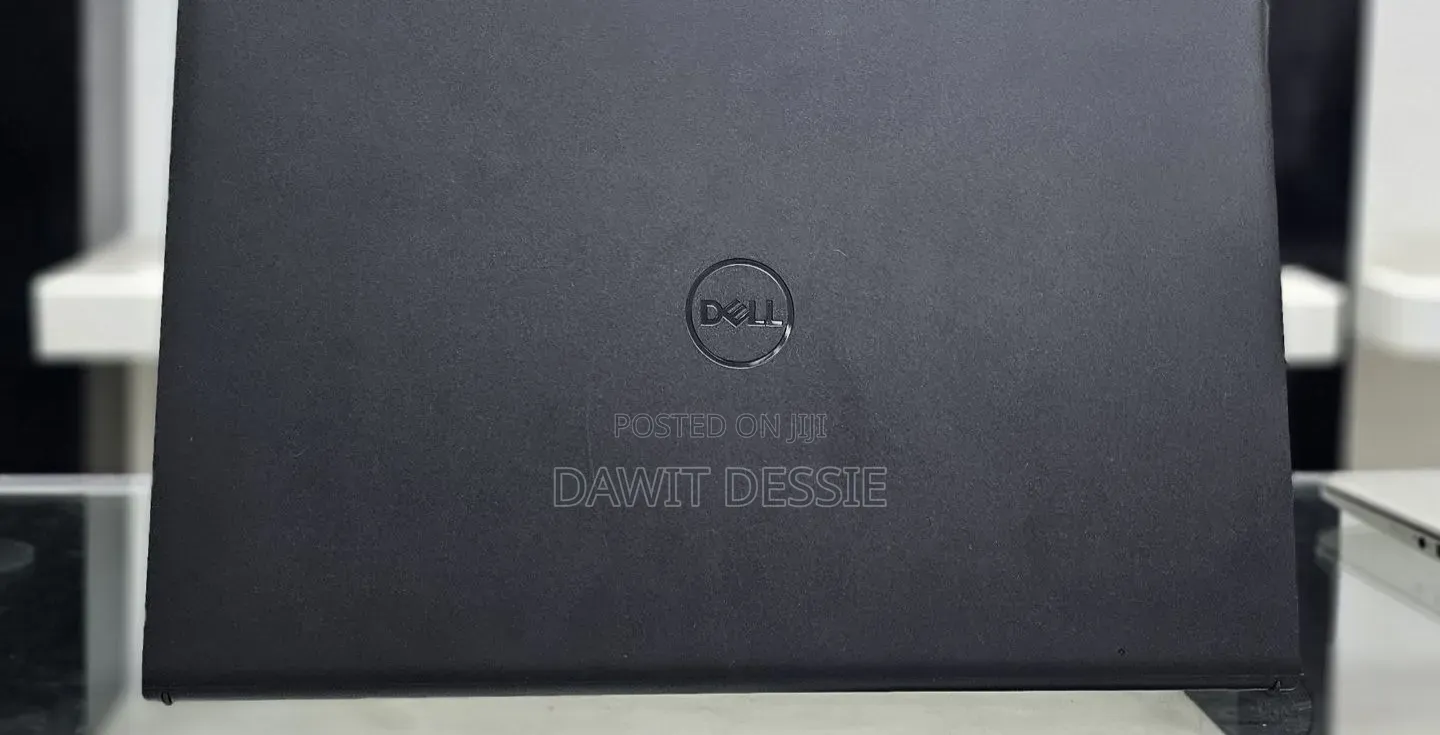 New Laptop Dell Inspiron 15 16GB Intel Core i7 SSD 512GB